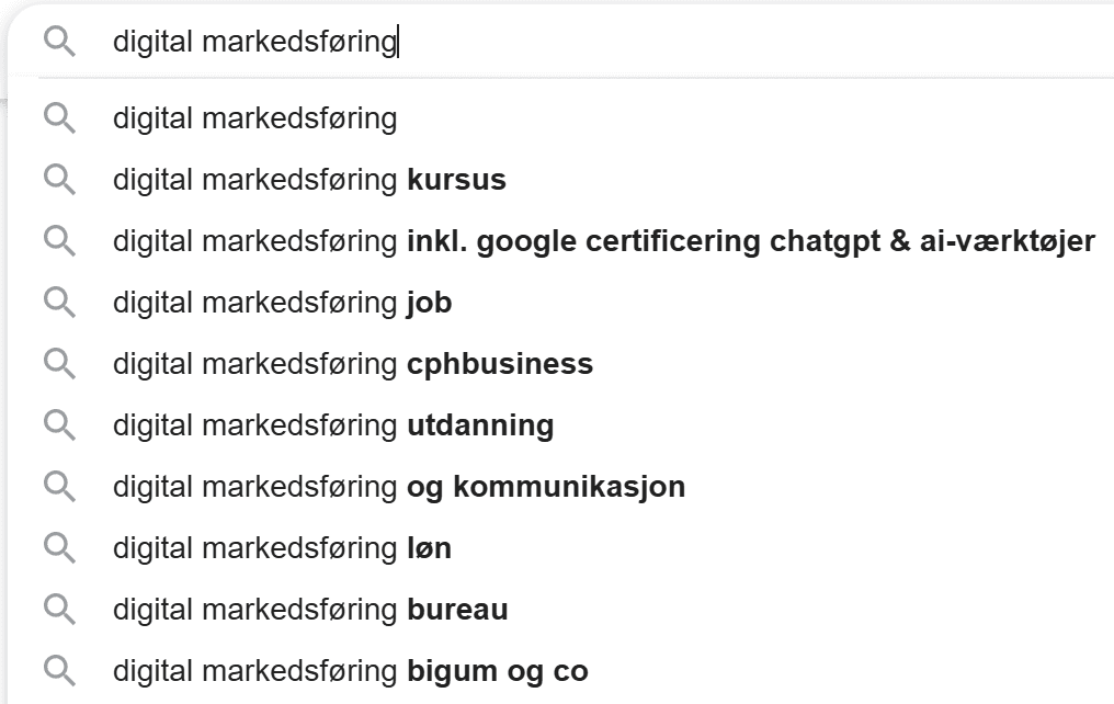 Google-søgning på “digital markedsføring”, der viser de mest anvendte forslag relateret til emnet.